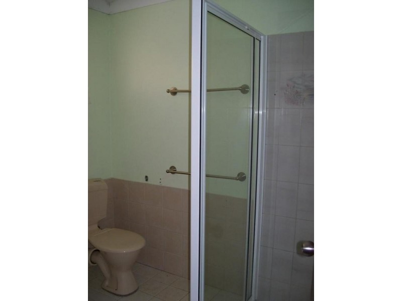 4 Yarraman Road, Waggrakine WA 6530