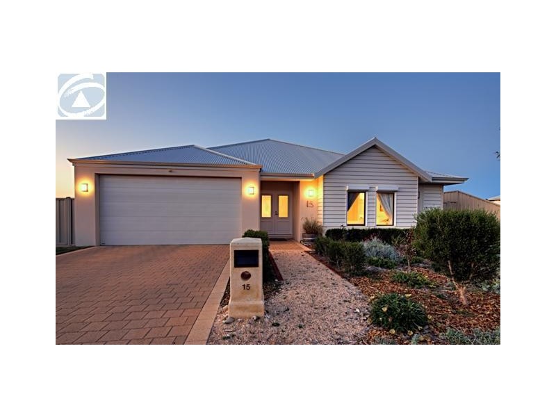 15 Reef Boulevard, Drummond Cove WA 6532