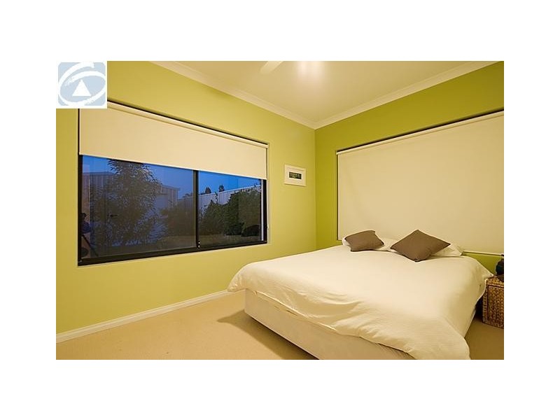 15 Reef Boulevard, Drummond Cove WA 6532