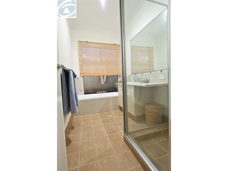 15 Reef Boulevard, Drummond Cove WA 6532