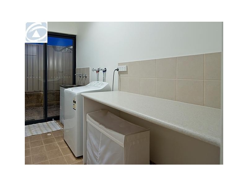 15 Reef Boulevard, Drummond Cove WA 6532