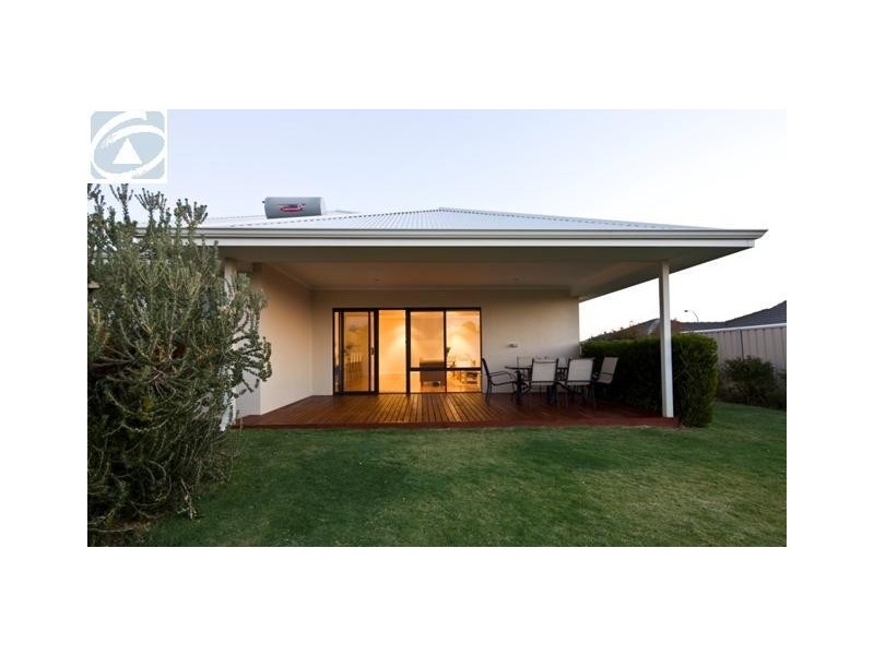 15 Reef Boulevard, Drummond Cove WA 6532