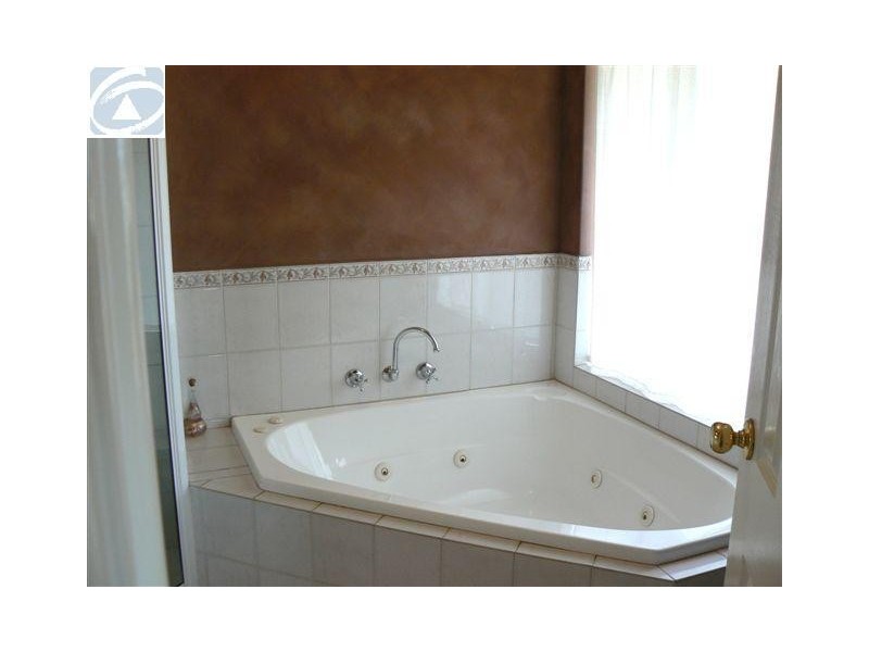 8 Quayside Vista, Drummond Cove WA 6532