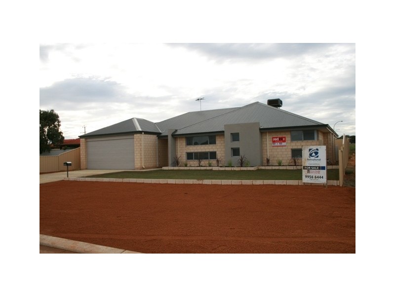 5 Rosa Park Boulevard, Webberton WA 6530