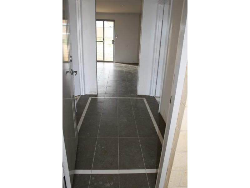 5 Rosa Park Boulevard, Webberton WA 6530