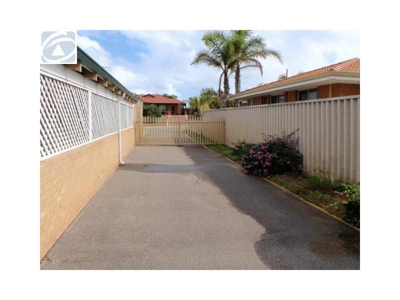 14 Hillview Drive, Drummond Cove WA 6532