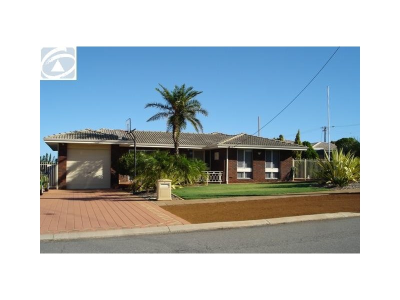 8 Gummer Avenue, Geraldton WA 6530