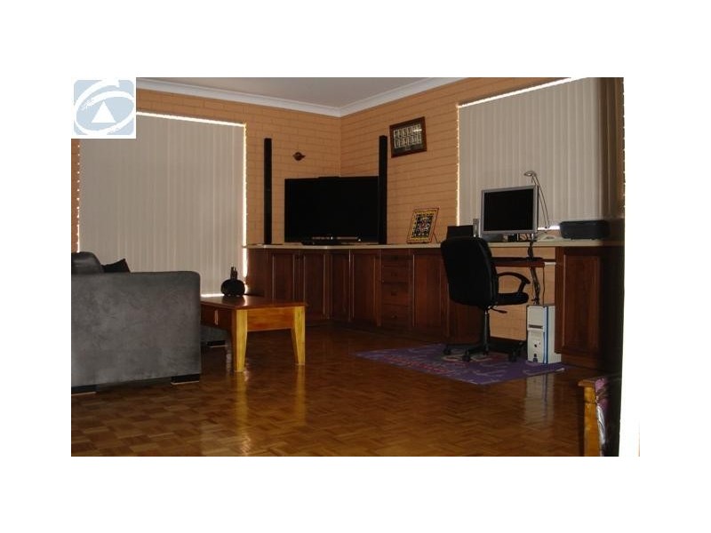 8 Gummer Avenue, Geraldton WA 6530