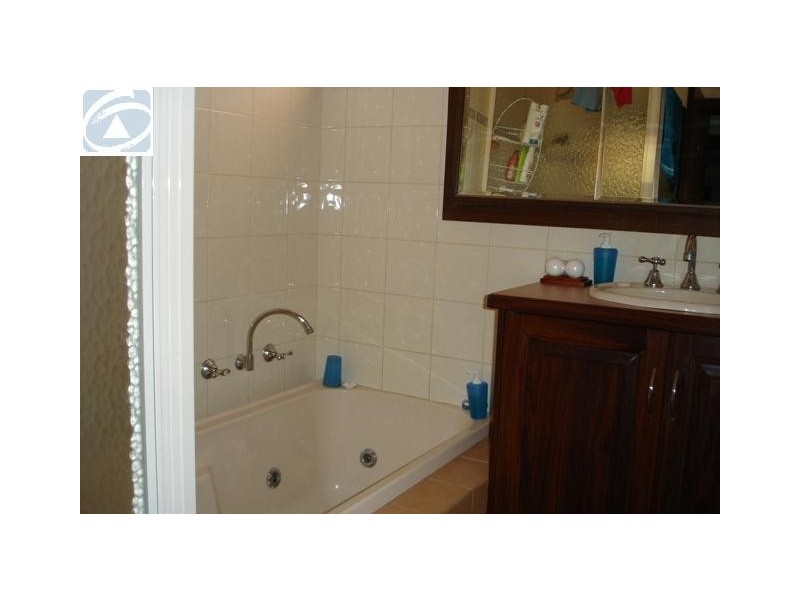 8 Gummer Avenue, Geraldton WA 6530