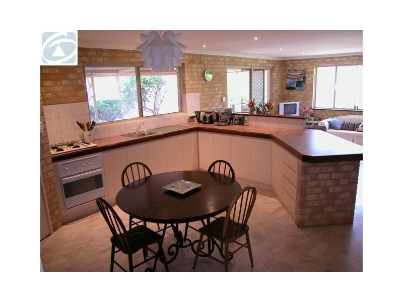 6 Ettrick Court, Cape Burney WA 6532