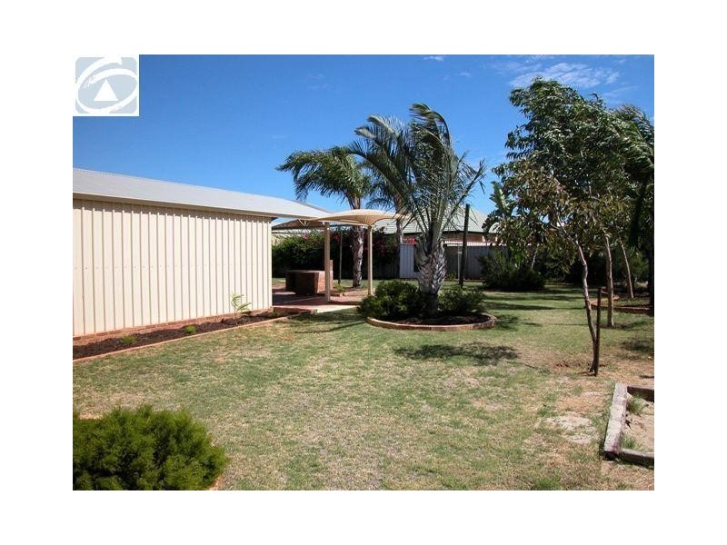 32 Tappak Road, Waggrakine WA 6530