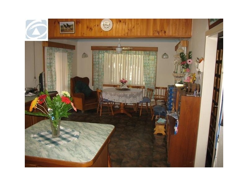 283 Fifth Street, Wonthella WA 6530