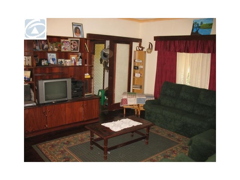 283 Fifth Street, Wonthella WA 6530