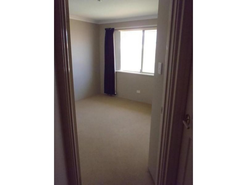 19 Allender Place, Wandina WA 6530