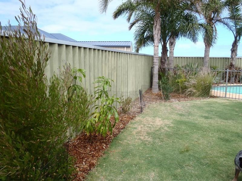 19 Allender Place, Wandina WA 6530