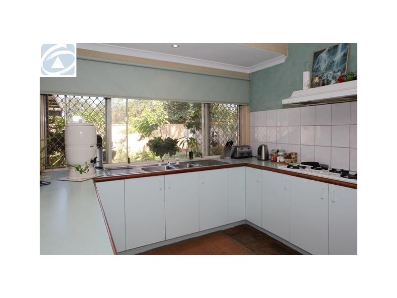 54 Sunnybanks Drive, Strathalbyn WA 6530