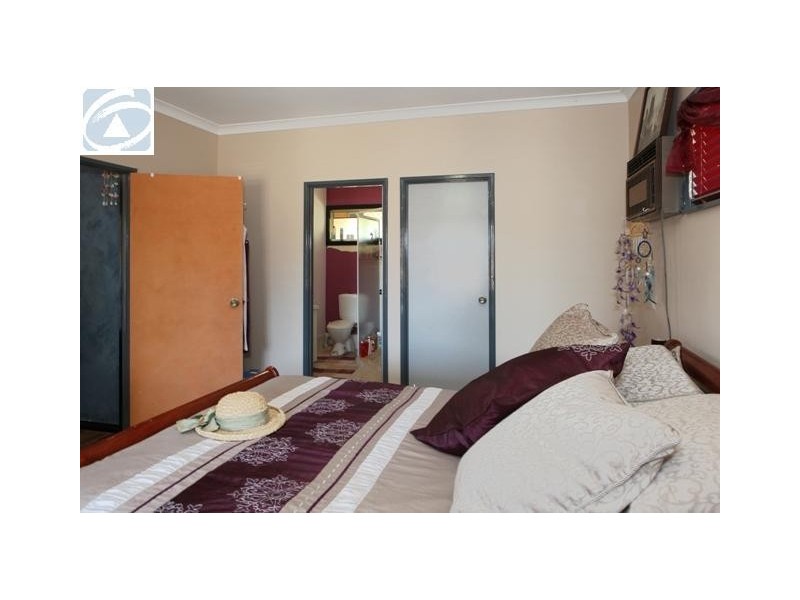 54 Sunnybanks Drive, Strathalbyn WA 6530