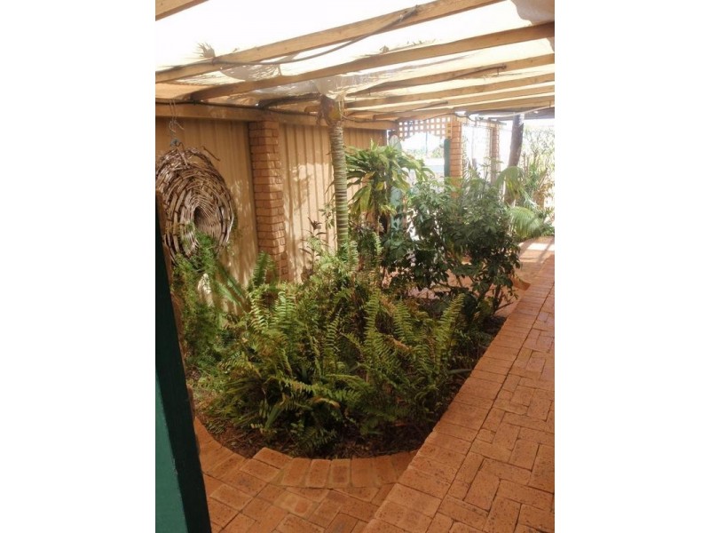 44 Glass Crescent, Mahomets Flats WA 6530