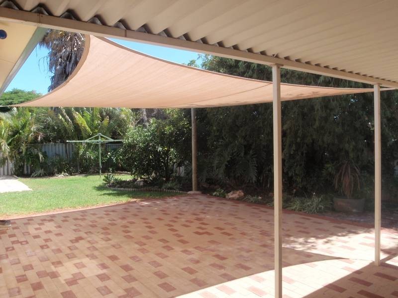 97 Railway Street, Bluff Point WA 6530