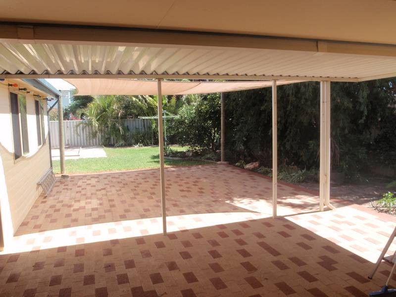 97 Railway Street, Bluff Point WA 6530