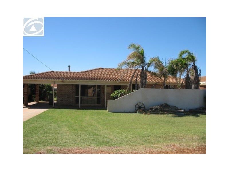 18 McAleer Drive, Mahomets Flats WA 6530