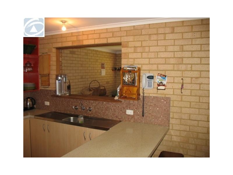 18 McAleer Drive, Mahomets Flats WA 6530
