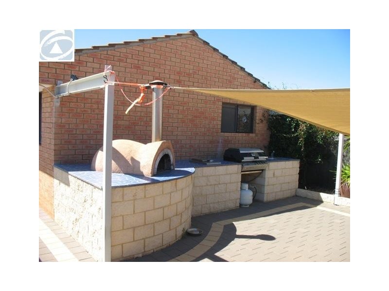18 McAleer Drive, Mahomets Flats WA 6530