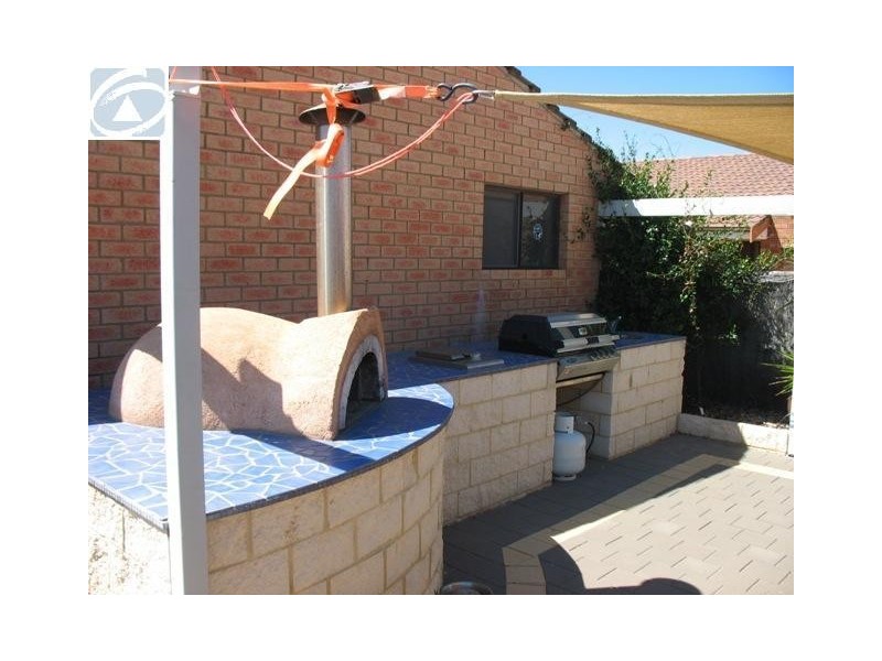 18 McAleer Drive, Mahomets Flats WA 6530