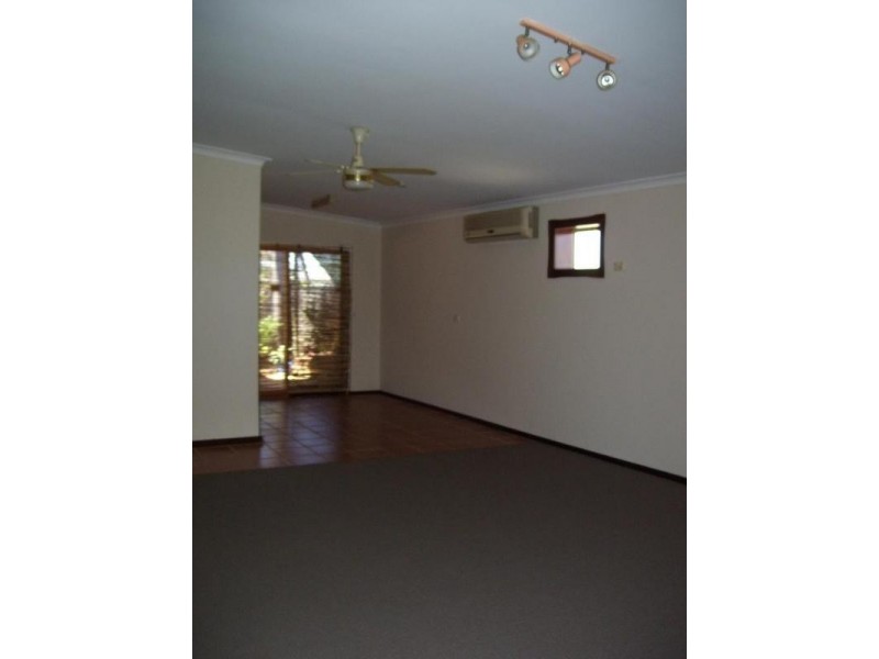 2 Woodman Street, Utakarra WA 6530