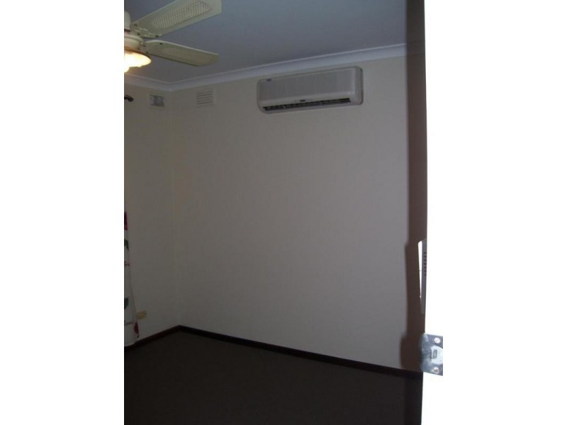 2 Woodman Street, Utakarra WA 6530