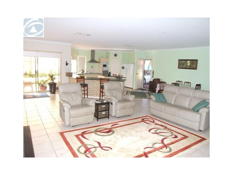 16 Waratah Court, Strathalbyn WA 6530