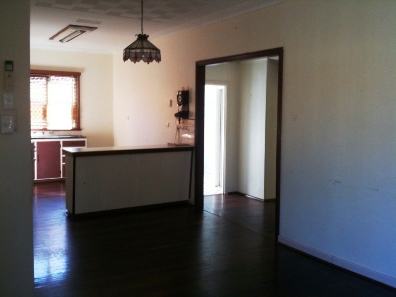 237 Fourth Street, Wonthella WA 6530