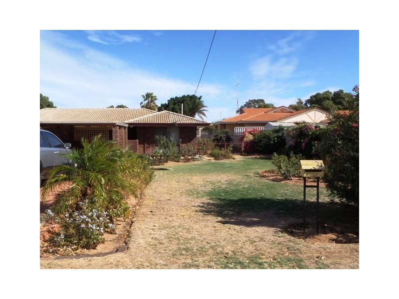 B/145 Railway Street, Bluff Point WA 6530