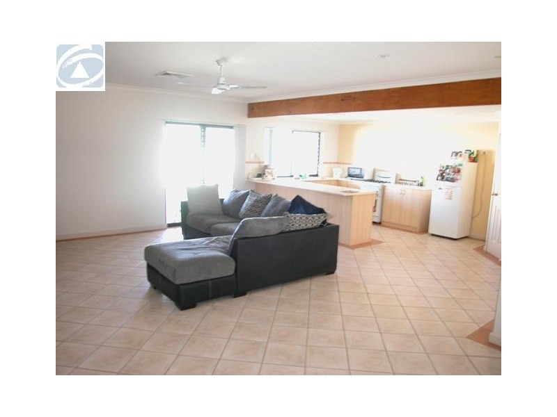 17 McGauran Lane, Beachlands WA 6530