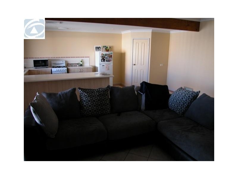 17 McGauran Lane, Beachlands WA 6530