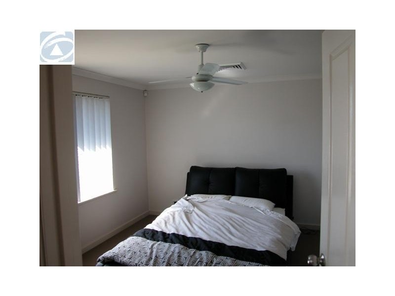 17 McGauran Lane, Beachlands WA 6530