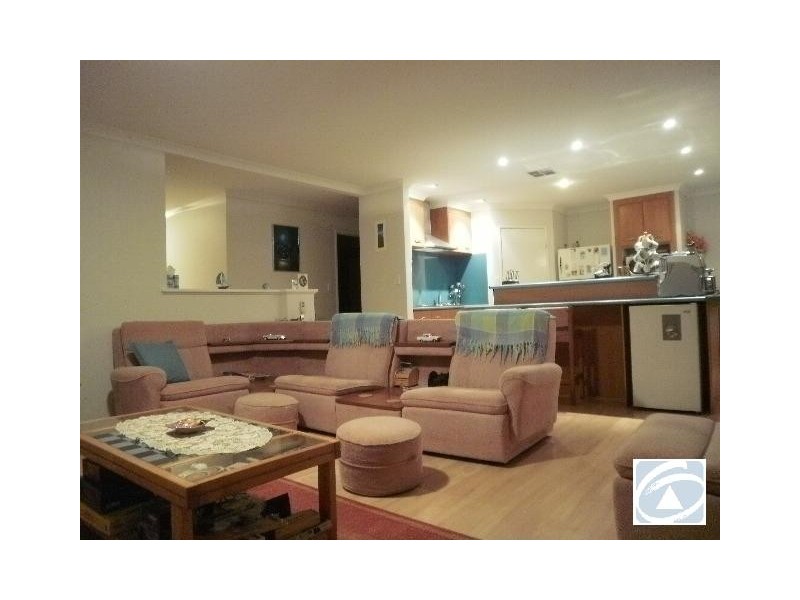 103 Calder Place, Waggrakine WA 6530