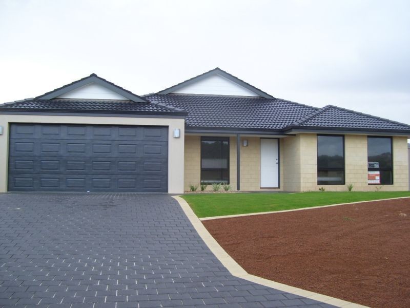 1 Starboard Way, Drummond Cove WA 6532