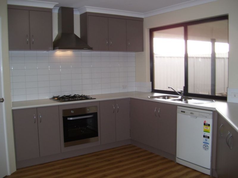 1 Starboard Way, Drummond Cove WA 6532