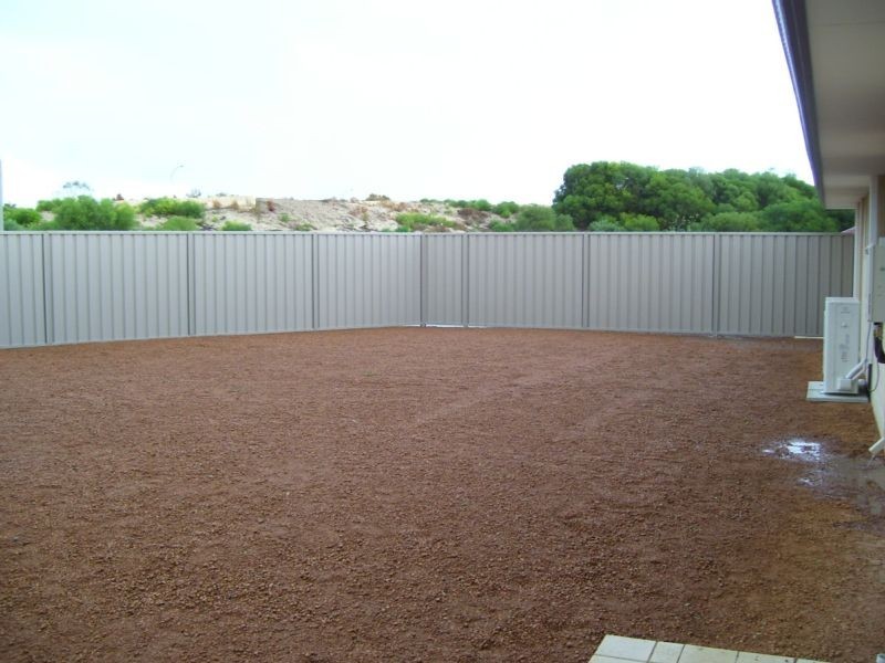 1 Starboard Way, Drummond Cove WA 6532