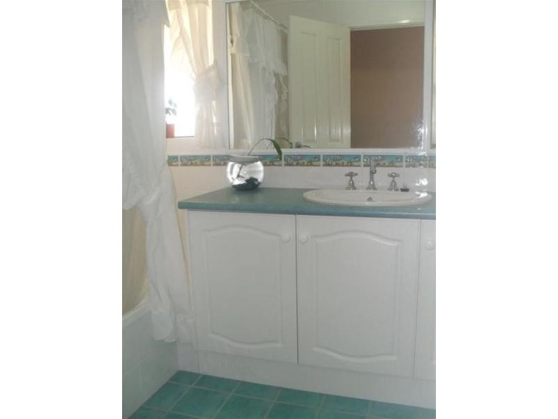 6 Angler Parade, Drummond Cove WA 6532