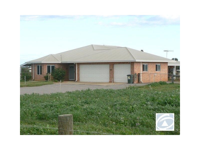 3 Smart Drive, Deepdale WA 6532