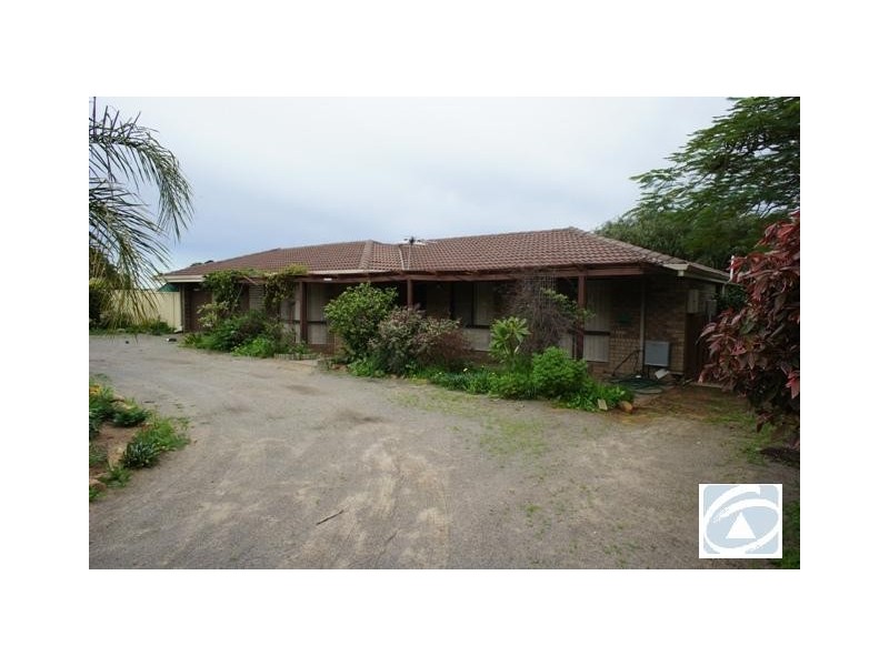 5 Alexander Drive, Glenfield WA 6532