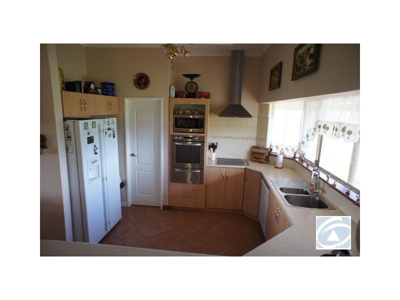 240 McCartney Road, Greenough WA 6532