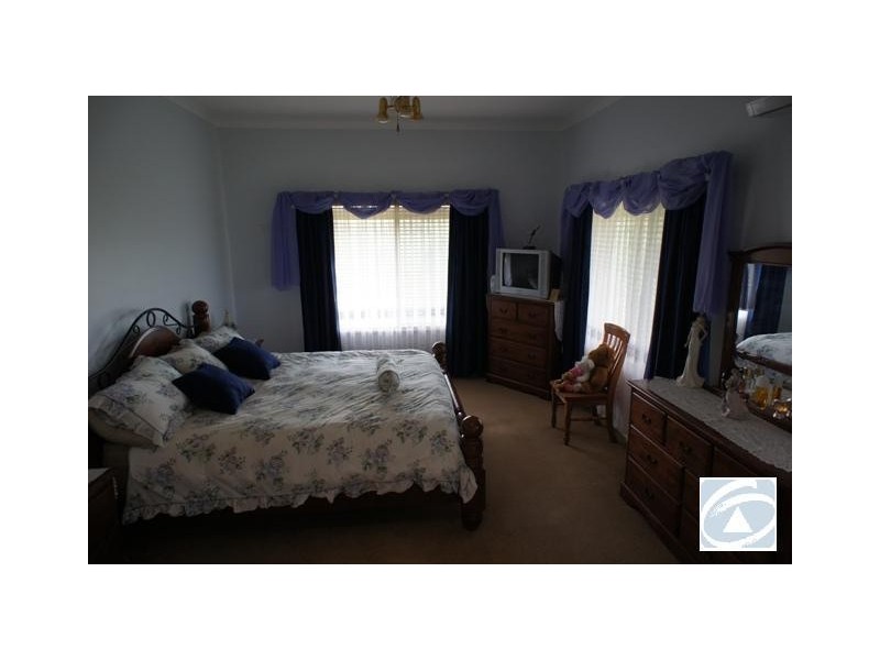 240 McCartney Road, Greenough WA 6532