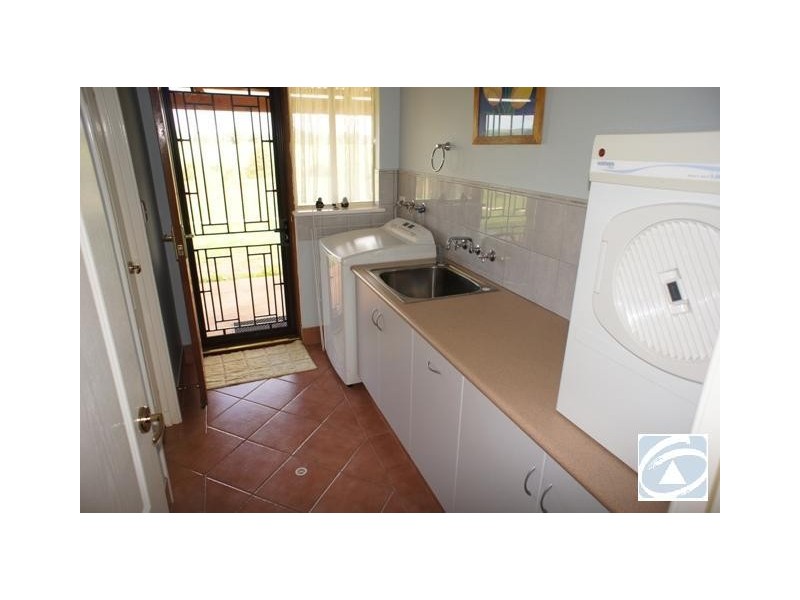 240 McCartney Road, Greenough WA 6532