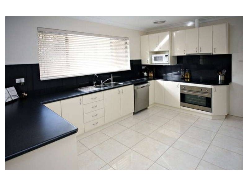 16 Wittenoom Street, Geraldton WA 6530