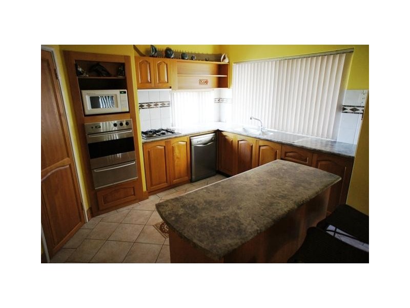 8 Endeavour Drive, Wandina WA 6530