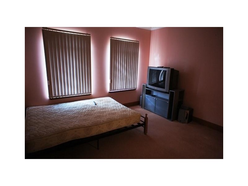 8 Endeavour Drive, Wandina WA 6530