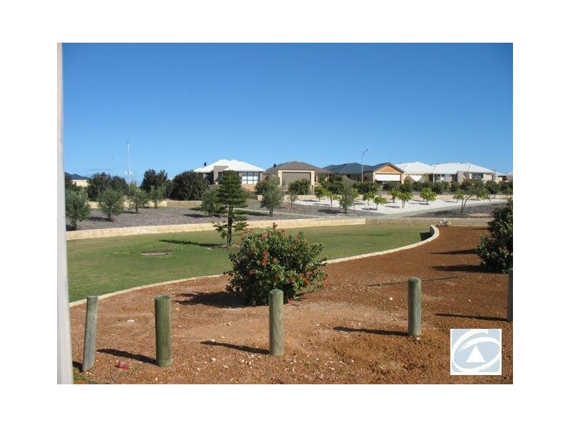 11 Wanda Circle, Wandina WA 6530